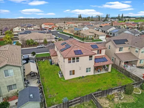 View/Area - 910 Glen Abbey Dr, Manteca, CA 95336 photo 2 of 2
