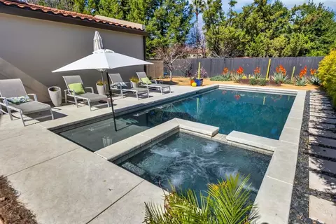 Exterior - 1335 Cassel Ln, Davis, CA 95616 photo 11 of 15
