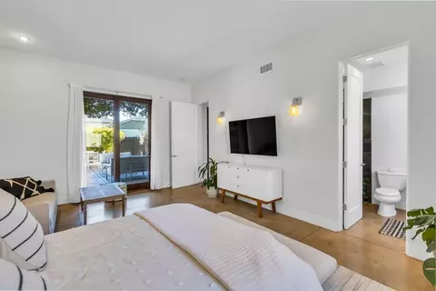 Bedroom - 1335 Cassel Ln, Davis, CA 95616 photo 3 of 9