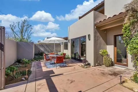 Exterior - 1335 Cassel Ln, Davis, CA 95616 photo 6 of 15