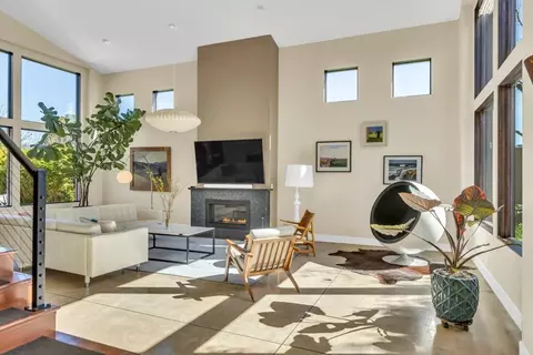 Living - 1335 Cassel Ln, Davis, CA 95616 photo 3 of 10