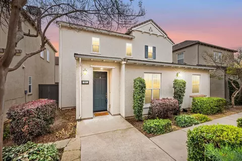 221 Chambord Way #221, Roseville, CA 95678