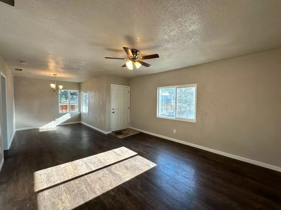 22065 6th St, South Dos Palos, CA 93665 15 Photos Movoto