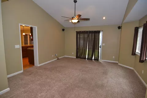 3024 Mammoth Way, Modesto, CA 95355 photo 9