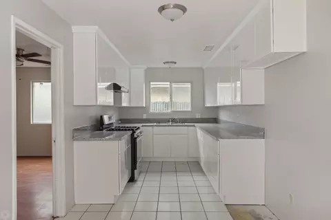 2605 W Hatch Rd, Modesto, CA 95358 photo 13