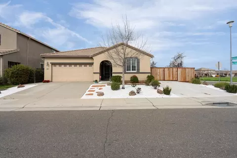 8233 Sheldon Place Dr, Elk Grove, CA 95624