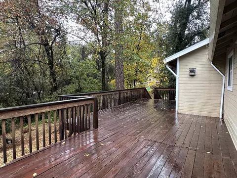 Exterior - 135 Fillmore Ave, Colfax, CA 95713 photo 3 of 8