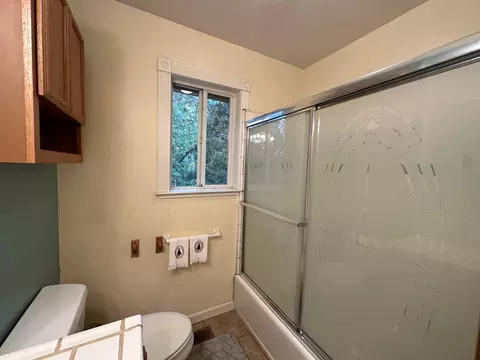 Bath - 135 Fillmore Ave, Colfax, CA 95713 photo 2 of 3