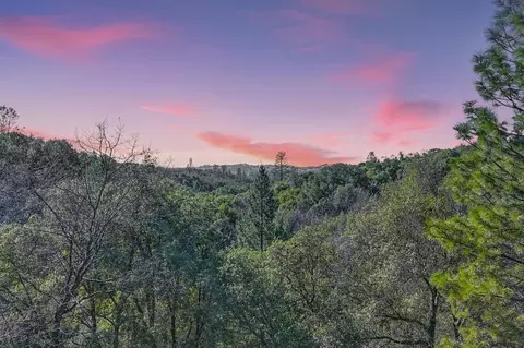 View/Area - 2000 Mattie Ct, Placerville, CA 95667 photo 6 of 9