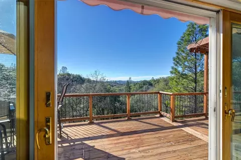 Exterior - 2000 Mattie Ct, Placerville, CA 95667 photo 5 of 16