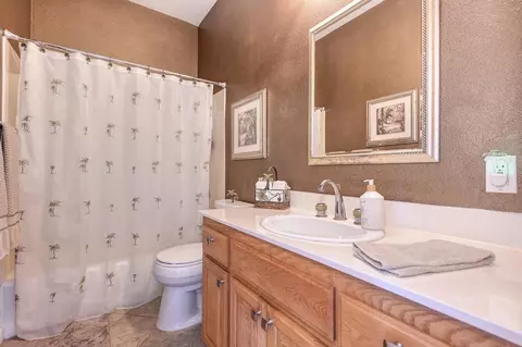Bath - 2000 Mattie Ct, Placerville, CA 95667 photo 2 of 2