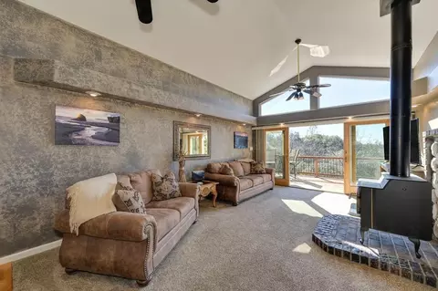Living - 2000 Mattie Ct, Placerville, CA 95667 photo 2 of 3