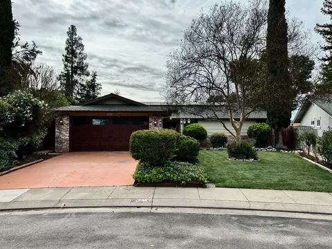 1301 Bunker Ln, Manteca, CA 95336 photo 2