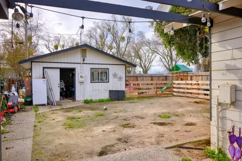 1008 Ulrich Ave, Modesto, CA 95350 photo 27