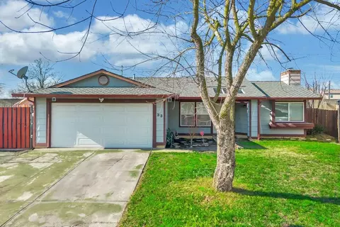 33 Pennywood Ct, Sacramento, CA 95823