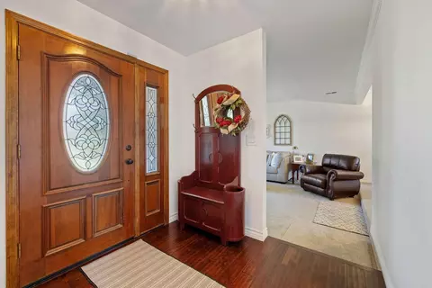Entry Way - 426 Cork Oak Way, Lodi, CA 95242 photo 1 of 2