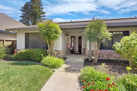 Exterior - 426 Cork Oak Way, Lodi, CA 95242 photo 4 of 18