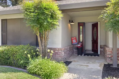 Exterior - 426 Cork Oak Way, Lodi, CA 95242 photo 5 of 18