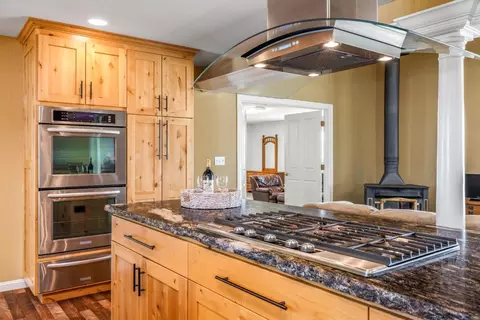 Kitchen - 3003 Little John Rd #191, Copperopolis, CA 95228 photo 1 of 5