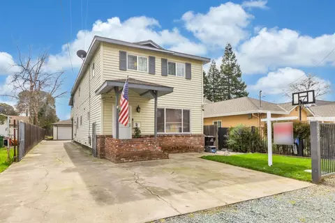 9020 Grove St, Elk Grove, CA 95624