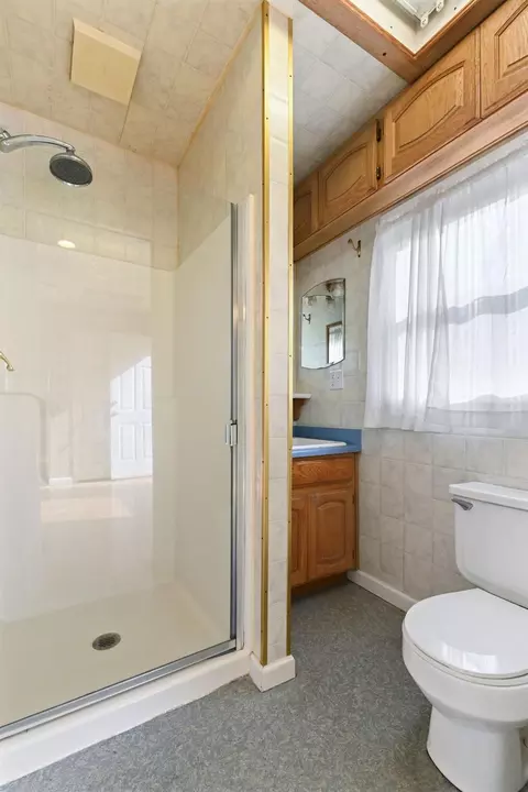 Bath - 121 Center St, Jackson, CA 95642 photo 5 of 5