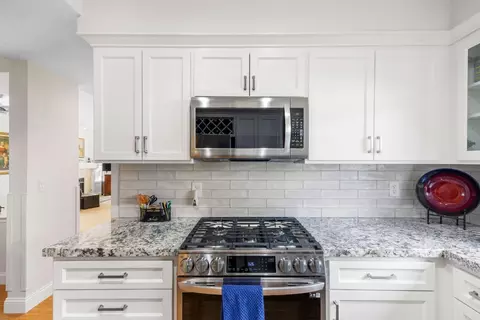 Kitchen - 8105 Otium Way, Antelope, CA 95843 photo 4 of 5