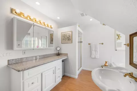 Bath - 8105 Otium Way, Antelope, CA 95843 photo 4 of 8