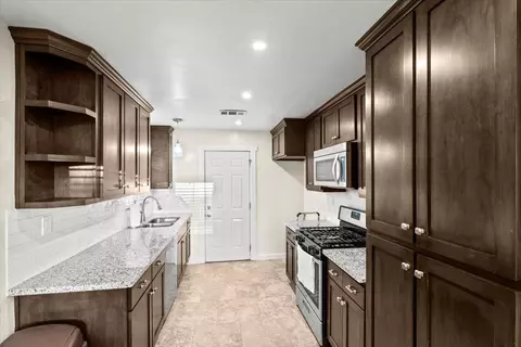 344 Covena Ave, Modesto, CA 95354 photo 11
