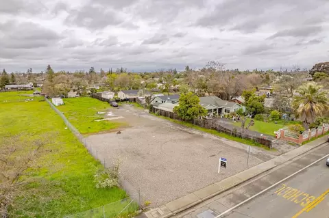 4904 Olivehurst Ave, Olivehurst, CA 95961 photo 2