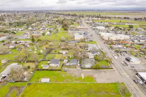 4904 Olivehurst Ave, Olivehurst, CA 95961 photo 22
