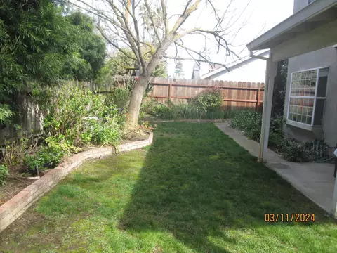 Exterior - 245 N Daubenberger Rd, Turlock, CA 95380 photo 11 of 13