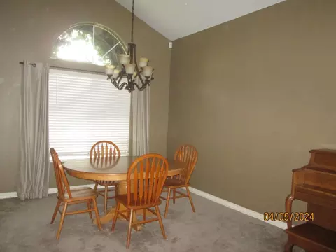 Dining - 245 N Daubenberger Rd, Turlock, CA 95380 photo 1 of 4