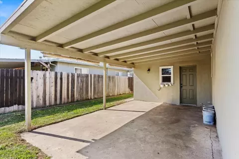 1038 Fleda Ave, Olivehurst, CA 95961 photo 23