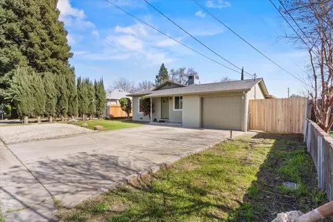 1038 Fleda Ave, Olivehurst, CA 95961 photo 3