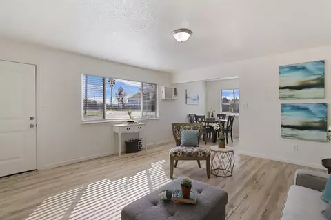 Living - 911 H St, Lathrop, CA 95330 photo 3 of 9