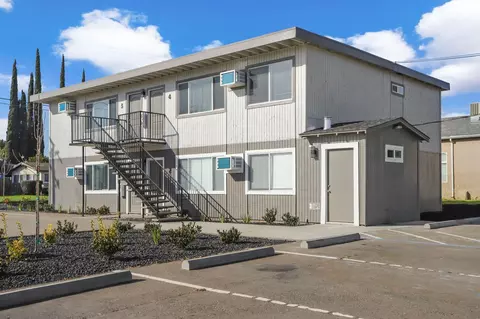 Exterior - 911 H St, Lathrop, CA 95330 photo 5 of 5