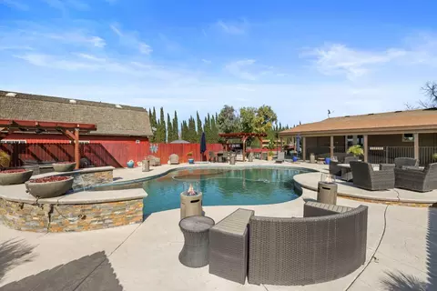 Exterior - 3901 S Mitchell Rd, Turlock, CA 95380 photo 14 of 26