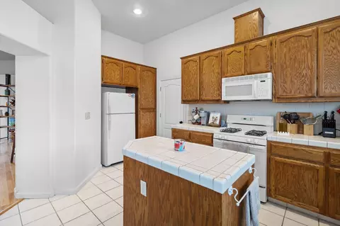 1077 Kirksey Dr, Turlock, CA 95382 photo 7