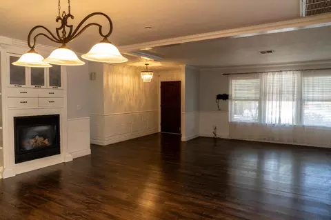 Living - 3612 Swain Dr, Modesto, CA 95356 photo 7 of 8