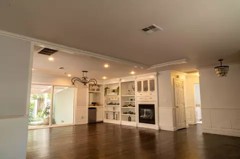 Living - 3612 Swain Dr, Modesto, CA 95356 photo 4 of 8