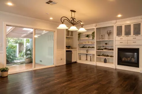 Living - 3612 Swain Dr, Modesto, CA 95356 photo 5 of 8
