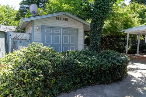 Exterior - 3612 Swain Dr, Modesto, CA 95356 photo 16 of 33