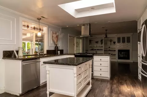 Kitchen - 3612 Swain Dr, Modesto, CA 95356 photo 4 of 6