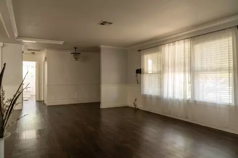 Living - 3612 Swain Dr, Modesto, CA 95356 photo 3 of 8