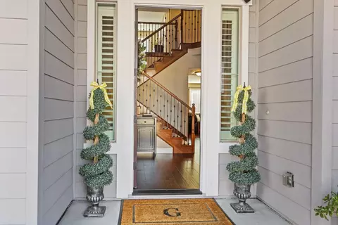 Entry Way - 1002 Georgetown Way, Rocklin, CA 95765 photo 1 of 4
