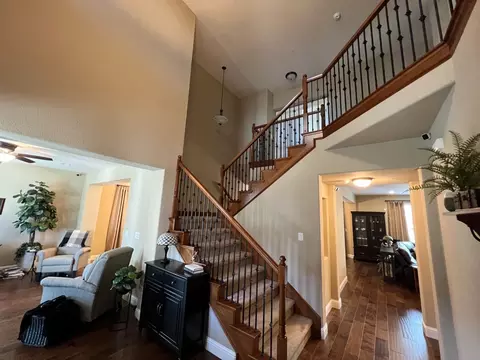 Entry Way - 1002 Georgetown Way, Rocklin, CA 95765 photo 2 of 4
