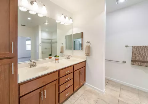 Bath - 3534 Eskaton Dr, Placerville, CA 95667 photo 3 of 5