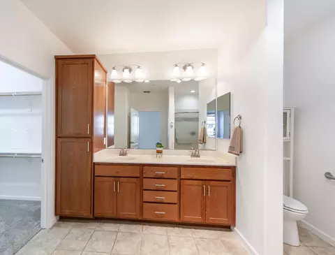 Bath - 3534 Eskaton Dr, Placerville, CA 95667 photo 2 of 5