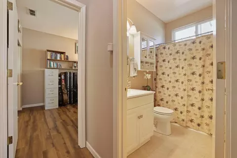 Bath - 4381 Crowell Rd, Turlock, CA 95382 photo 1 of 4