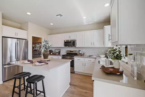 1528 Founders Point Dr, Modesto, CA 95356 photo 7